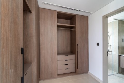 Villa de 4 dormitorios en Dubai Sports City, UAE No. 205760 12
