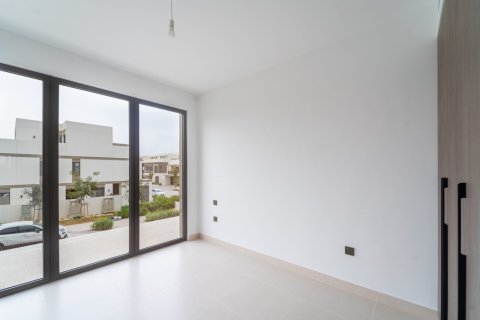 Villa de 4 dormitorios en Dubai Sports City, UAE No. 205760 14