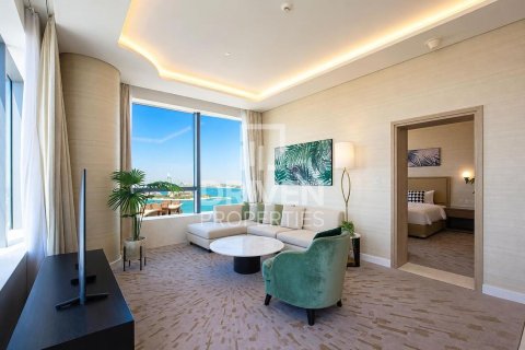 1 bedroom Apartment in The Palm Tower, UAE No. 212290 4