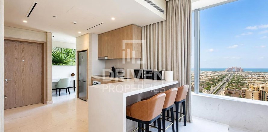 1 bedroom Apartment in The Palm Tower, UAE No. 212290