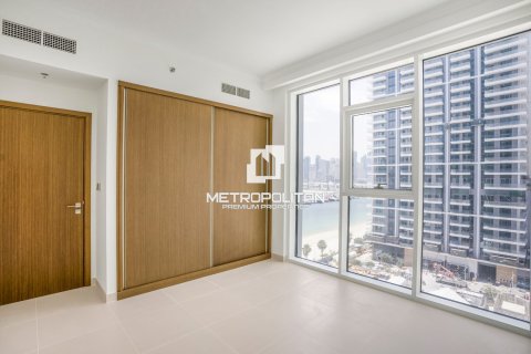 Appartement de 1 chambre à EMAAR Beachfront, UAE No. 128169 7