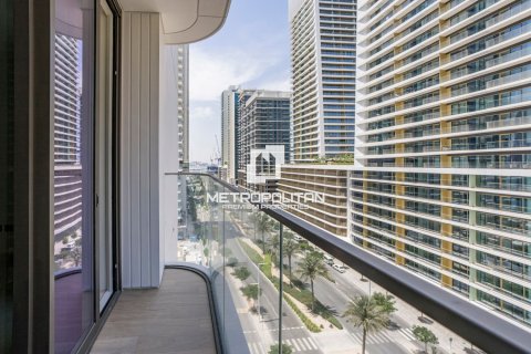 Appartement de 1 chambre à EMAAR Beachfront, UAE No. 128169 4