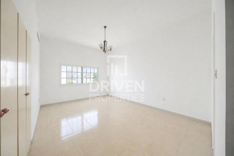 Villa de 5 dormitorios en Jumeirah, UAE No. 221412 21