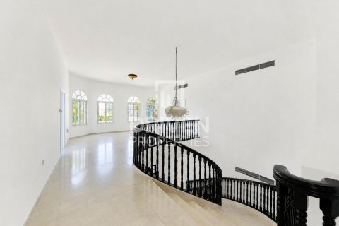 Villa de 5 dormitorios en Jumeirah, UAE No. 221412 9
