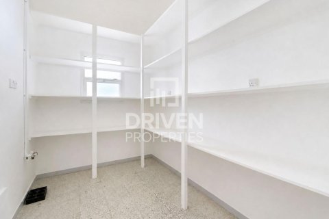 Villa de 5 dormitorios en Jumeirah, UAE No. 221412 13
