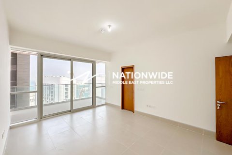 Apartment de 3 dormitorios en Abu Dhabi, UAE No. 125836 13