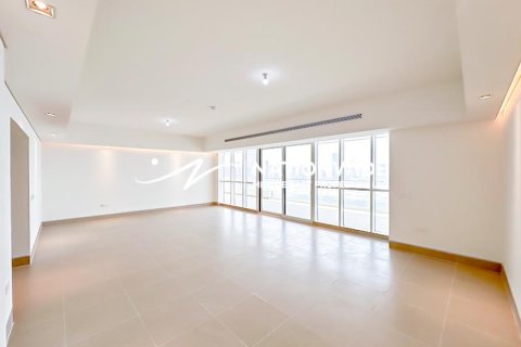Apartment de 3 dormitorios en Abu Dhabi, UAE No. 125836 4