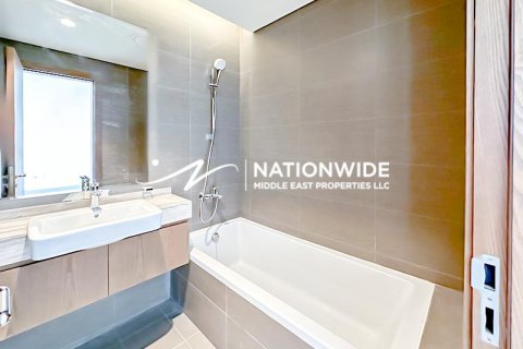 Apartment de 3 dormitorios en Abu Dhabi, UAE No. 125836 16