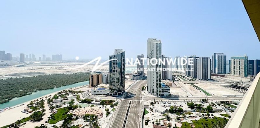 Apartment de 3 dormitorios en Abu Dhabi, UAE No. 125836