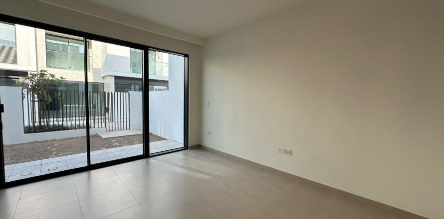 Townhouse de 3 chambres à Dubai, UAE No. 220231
