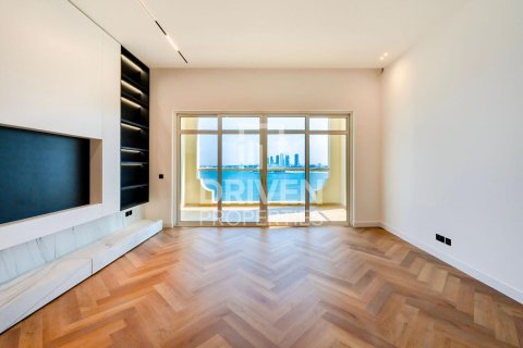 2 غرف نوم شقة في Shoreline Apartments, الإمارات العربية المتحدة رقم 211742