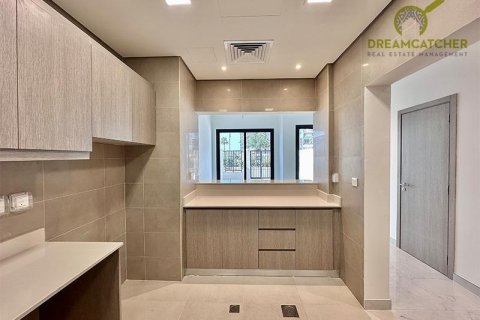 2 bedrooms Townhouse in Mina Al Arab, UAE No. 75641 13