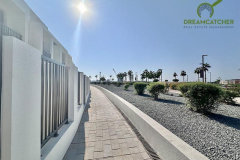 2 bedrooms Townhouse in Mina Al Arab, UAE No. 75641 6