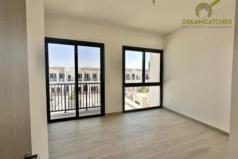 2 bedrooms Townhouse in Mina Al Arab, UAE No. 75641 9