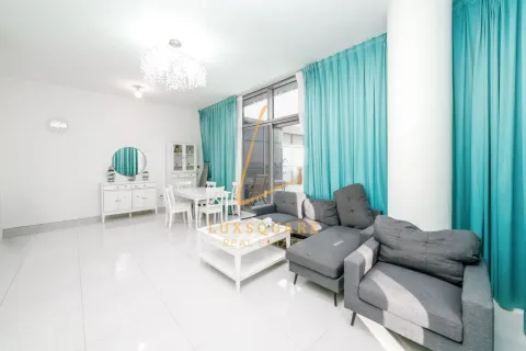 2 bedrooms Penthouse in DAMAC Hills (Akoya by DAMAC), UAE No. 222288 6