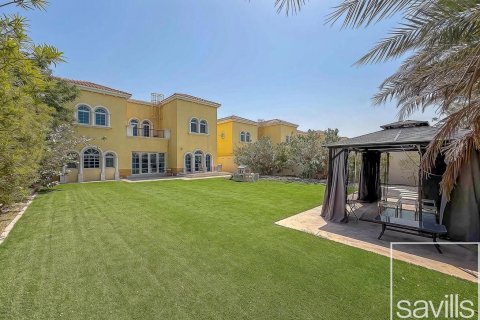 Villa de 3 dormitorios en Jumeirah Park, UAE No. 222558