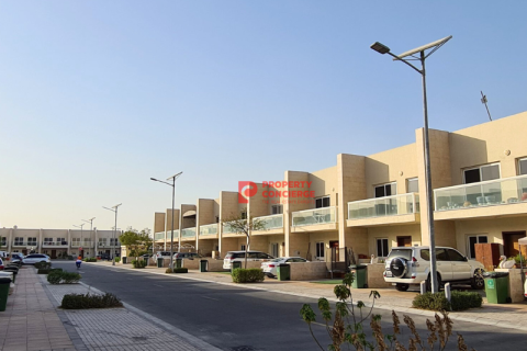 Villa de 3 chambres à International City, UAE No. 39689 10
