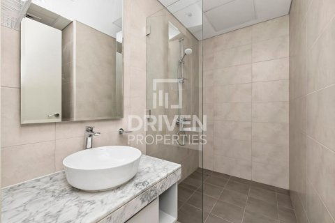 2 bedrooms Apartment in Aykon City, UAE No. 212395 17