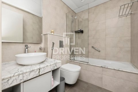 2 bedrooms Apartment in Aykon City, UAE No. 212395 16