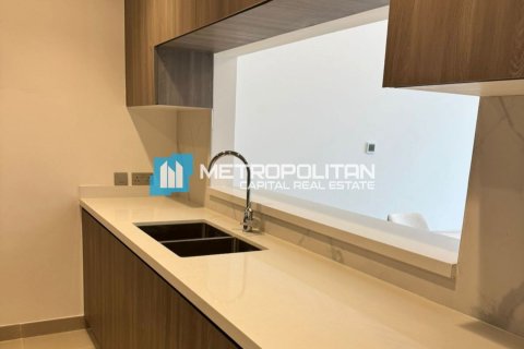 Apartment de 2 dormitorios en  Yas Island, UAE No. 147436 17