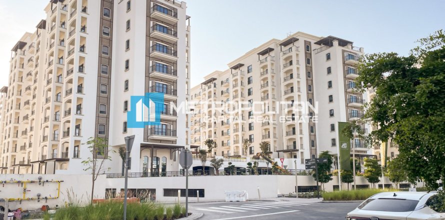 Apartment de 2 dormitorios en  Yas Island, UAE No. 147436