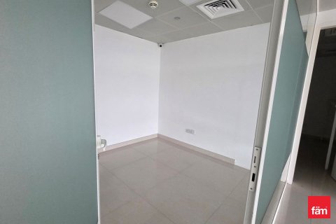 102m² Office in Dubai, UAE No. 216387 4