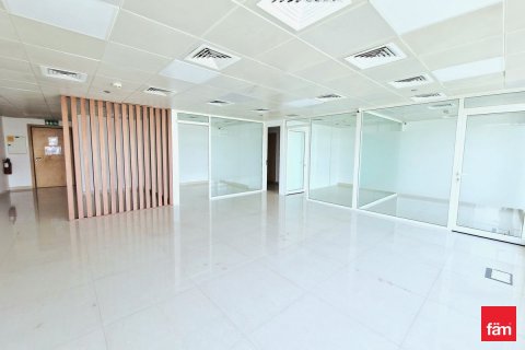 102m² Office in Dubai, UAE No. 216387 2