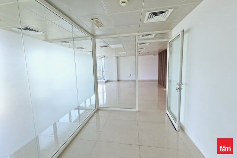 102m² Office in Dubai, UAE No. 216387 3