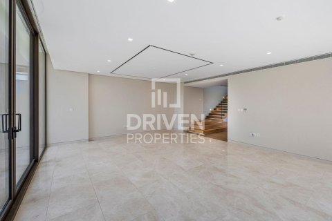4 bedrooms Villa in Jumeirah Bay Island, UAE No. 212305 3