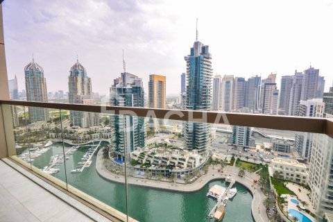 Apartment de 3 dormitorios en No.9, UAE No. 161244 22