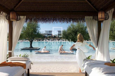 Townhouse de 4 dormitorios en Damac Lagoons, UAE No. 223005 8