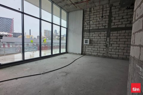 98.6m² Shop in Dubai, UAE No. 216350