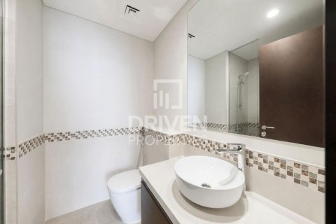 Квартира с 2 спальнями в Бизнес-Бэй, ОАЭ №223300 16