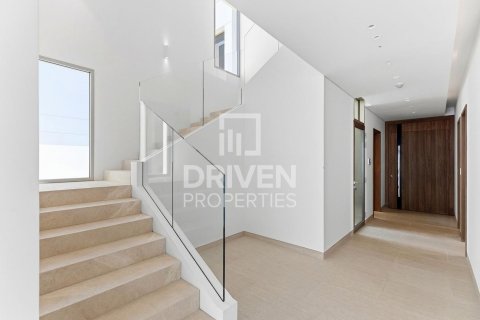 Вилла с 5 спальнями в Jumeirah Park, ОАЭ №211375 9