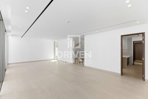 Вилла с 5 спальнями в Jumeirah Park, ОАЭ №211375 8