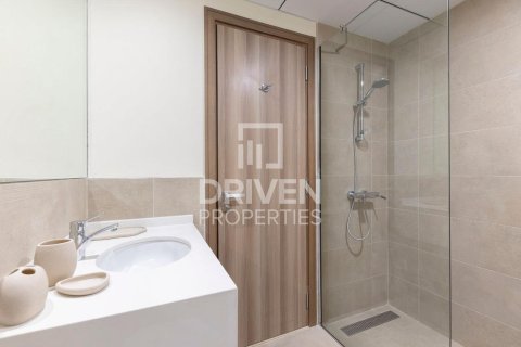 2 bedrooms Apartment in Business Bay, UAE No. 211362 10