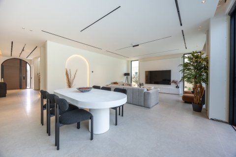 Villa de 4 dormitorios en Jumeirah Village Triangle, UAE No. 223364 4