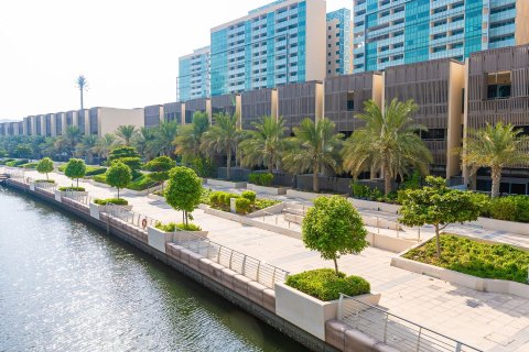Apartment de 2 dormitorios en Al Raha Beach, UAE No. 223418 19