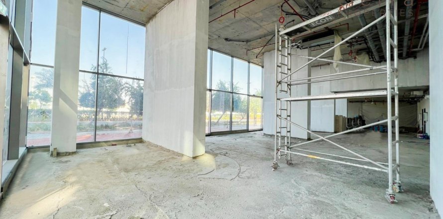 145.9m² Shop in Dubai, UAE No. 47625