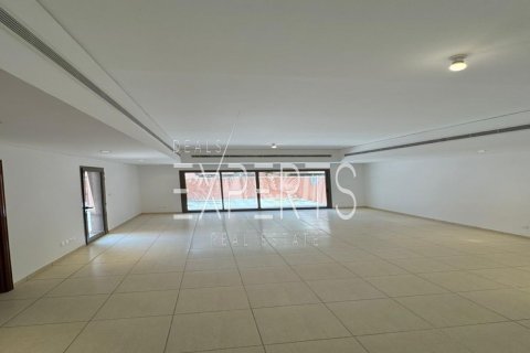 Villa de 4 dormitorios en Abu Dhabi, UAE No. 224251 3