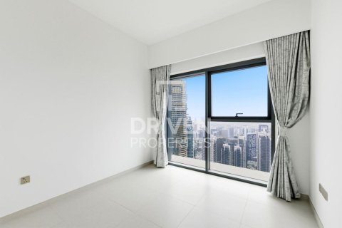 Apartment de 3 dormitorios en Burj Royale, UAE No. 202904 13
