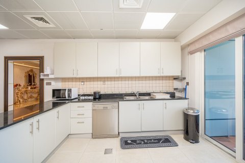4 bedrooms Penthouse in Elite Residence, UAE No. 212791 12