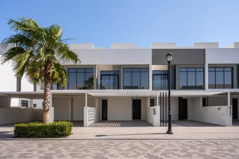 Villa de 4 dormitorios en Jumeirah Luxury, UAE No. 208906