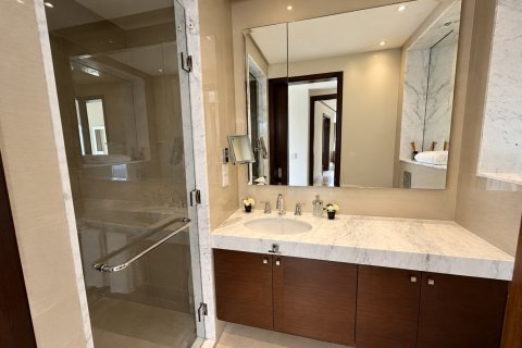 Apartment de 3 dormitorios en The Address Residence Fountain Views 1, UAE No. 215350 13