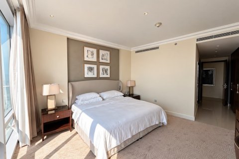 Apartment de 3 dormitorios en The Address Residence Fountain Views 1, UAE No. 215350 9