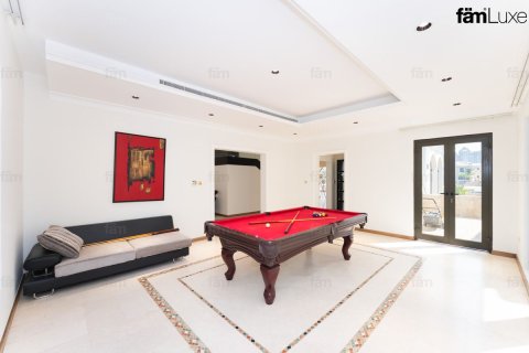 4 bedrooms Villa in Palm Jumeirah, UAE No. 222414 17