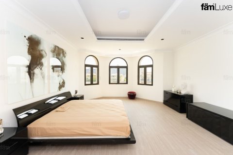 4 bedrooms Villa in Palm Jumeirah, UAE No. 222414 22
