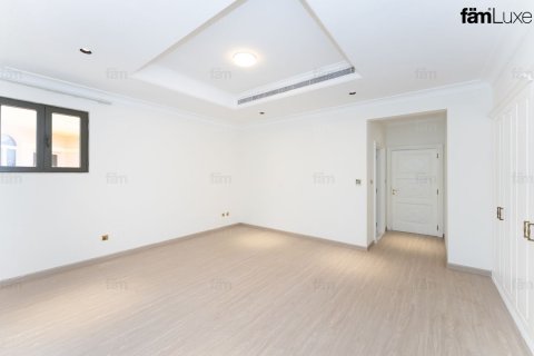 4 bedrooms Villa in Palm Jumeirah, UAE No. 222414 14