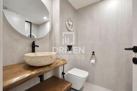 Studio Apartment in Burj Views, UAE No. 211416 10