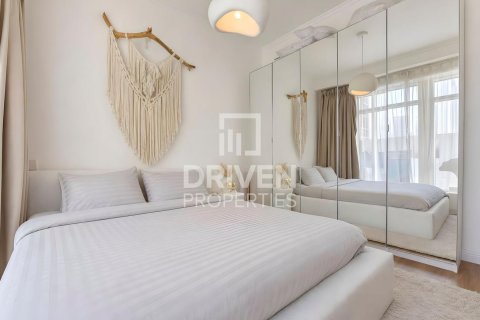 Studio Apartment in Burj Views, UAE No. 211416 9